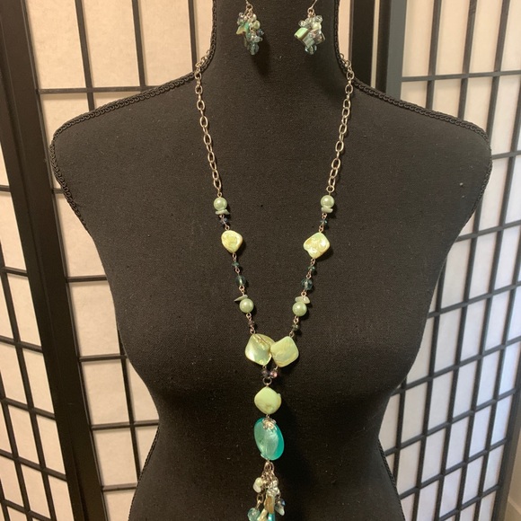 Jewelry - Necklace and earring set